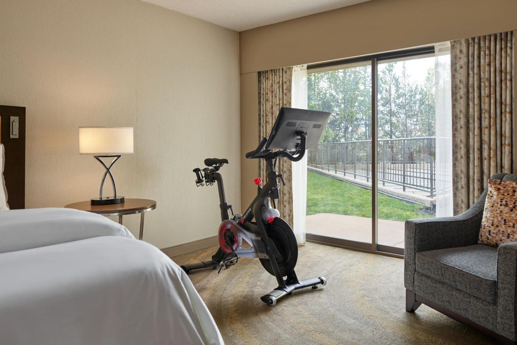 Westin Workout King Room,1620590551:JPEG