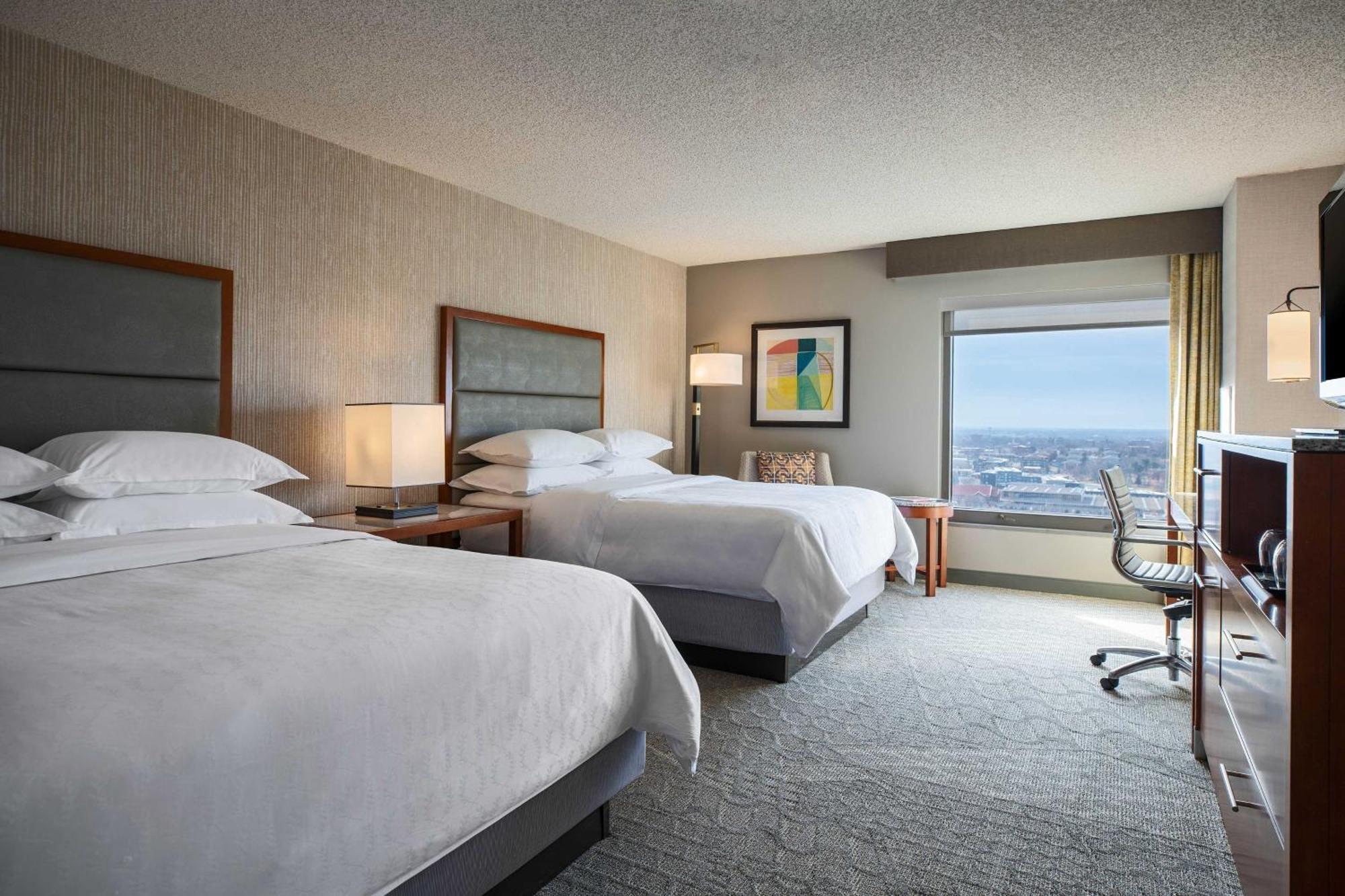 Club level, Guest room, 2 Queen, High floor,1388040896:JPEG