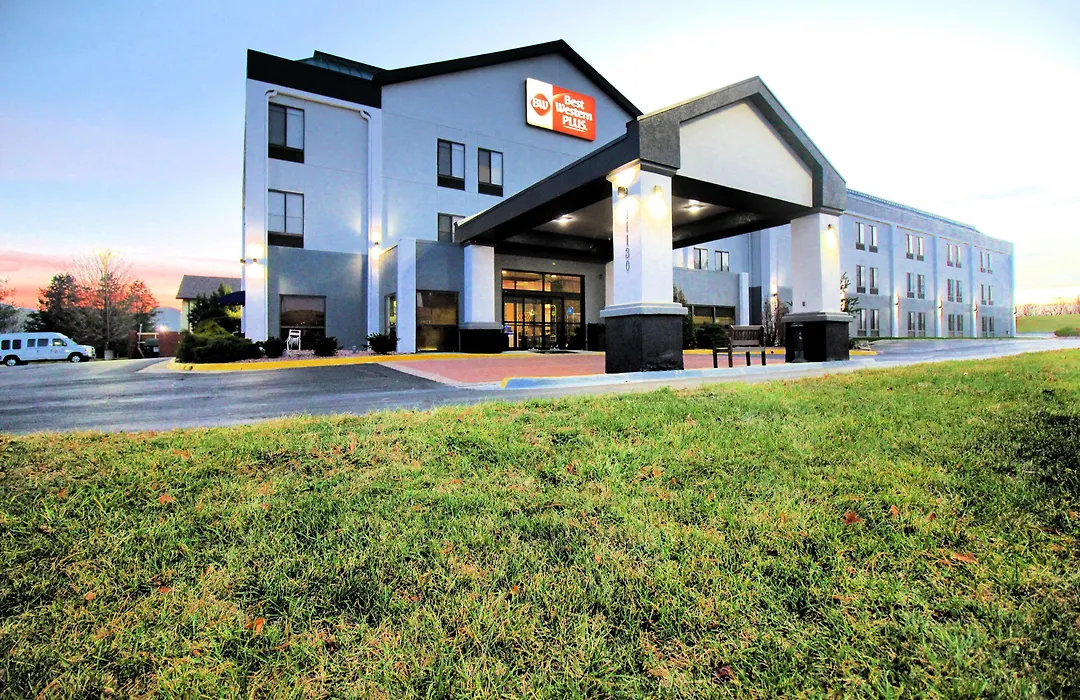 Best Western Plus Kansas City Airport - Kci East-1