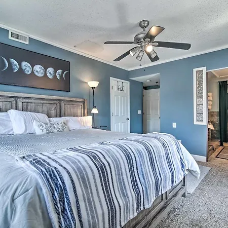 Kansas City Penthouse Near Museums And Plaza!-3
