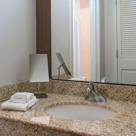 Sonesta Select Kansas City Airport Tiffany Springs-3